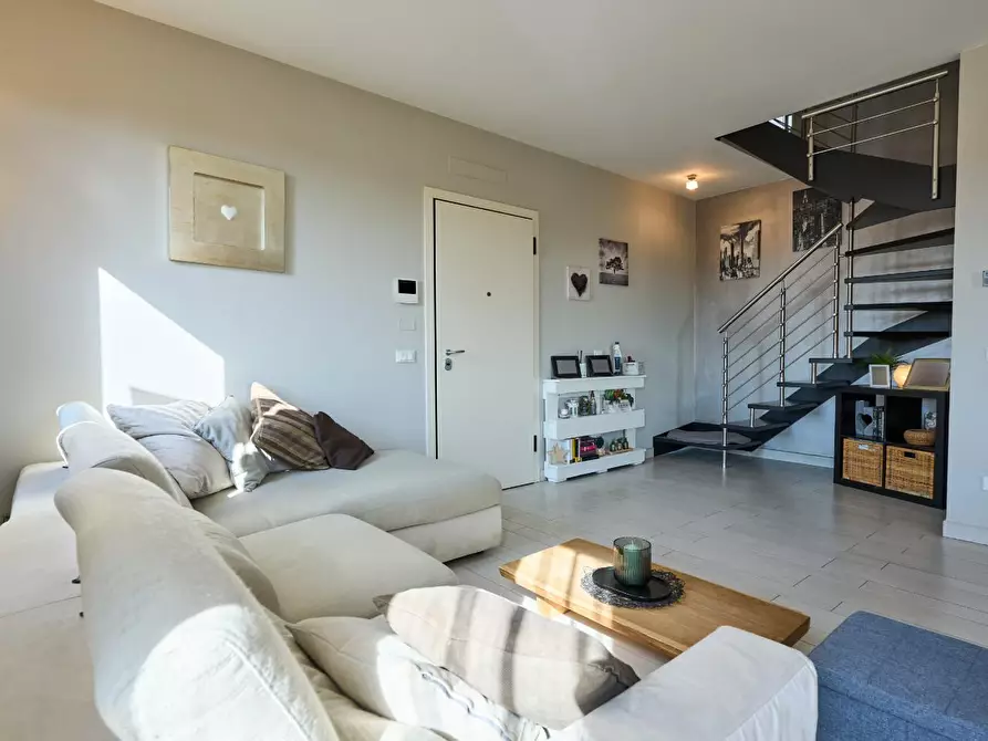 Immagine 3 di Mansarda in vendita  a Empoli