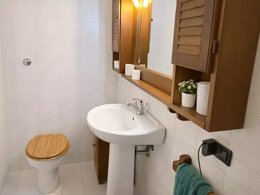 Immagine 12 di Villetta a schiera in vendita  a Calci