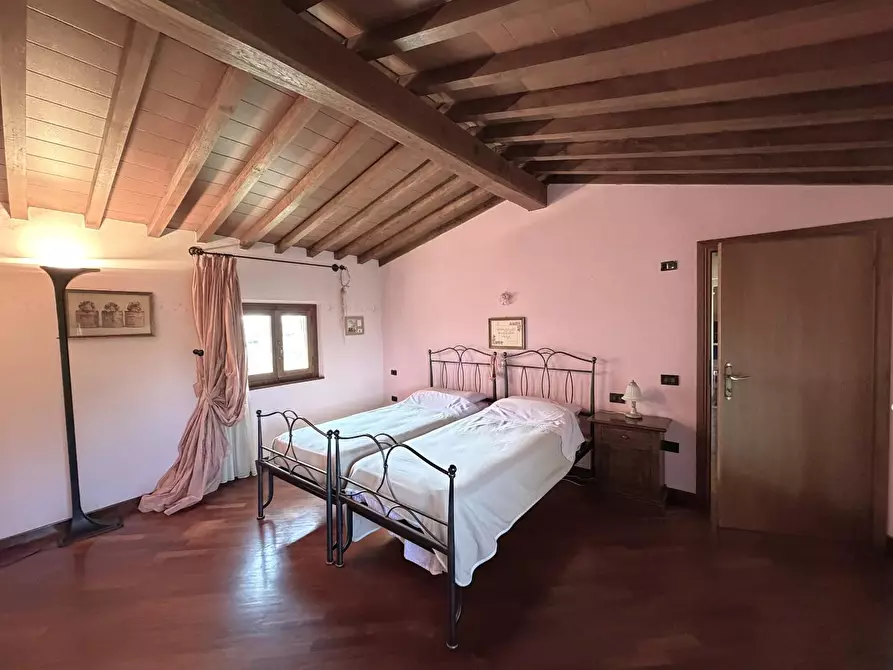 Immagine 36 di Casa bifamiliare in vendita  a Castelfranco Di Sotto