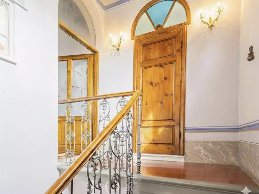 Immagine 7 di Villa in vendita  a San Giuliano Terme