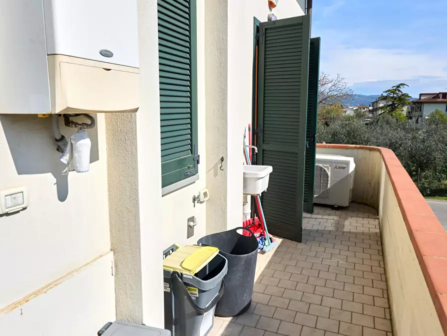 Immagine 10 di Appartamento in vendita  a Empoli
