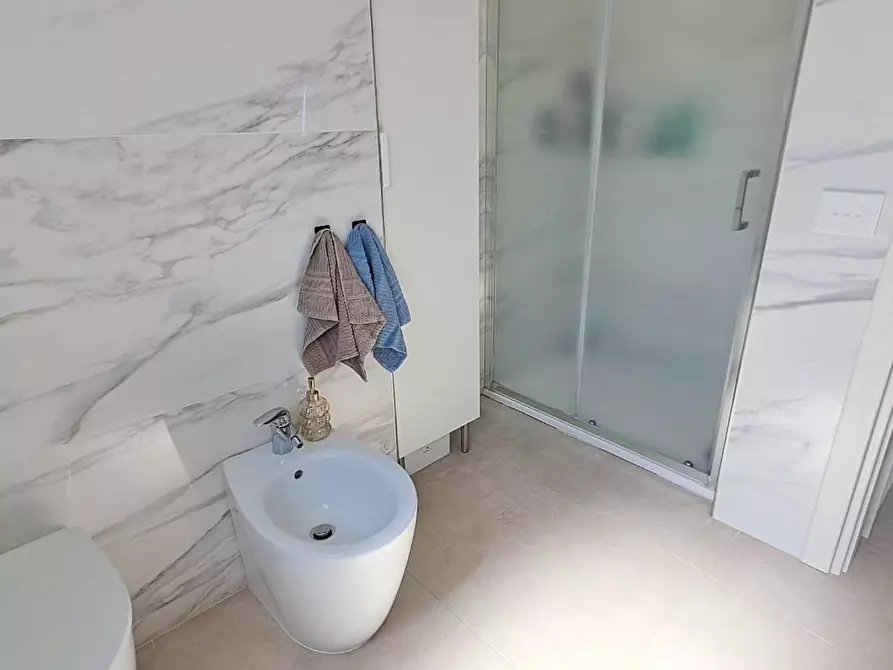 Immagine 15 di Appartamento in vendita  a Rosignano Marittimo
