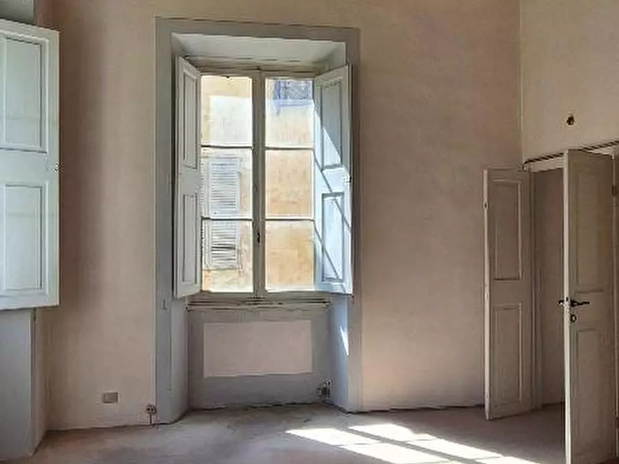 Immagine 23 di Ufficio in vendita  a Pisa