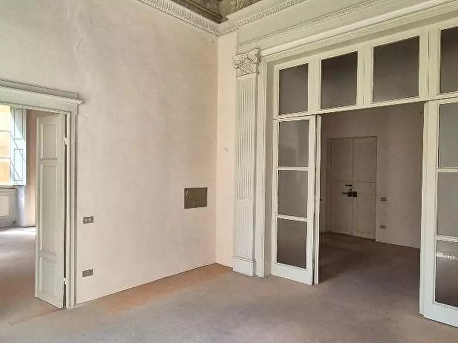 Immagine 12 di Ufficio in vendita  a Pisa