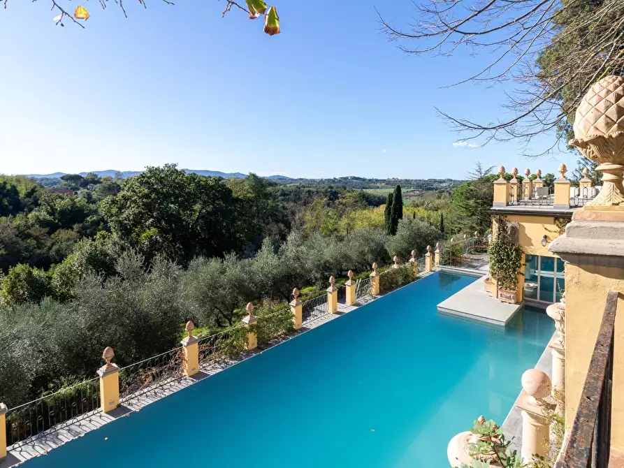 Immagine 35 di Villa in vendita  a Casciana Terme Lari