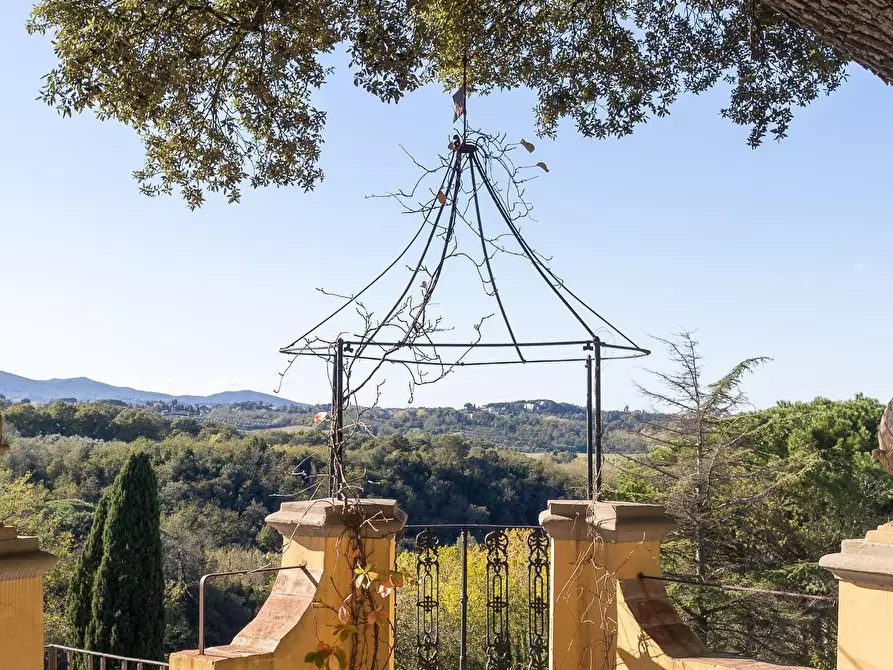 Immagine 34 di Villa in vendita  a Casciana Terme Lari