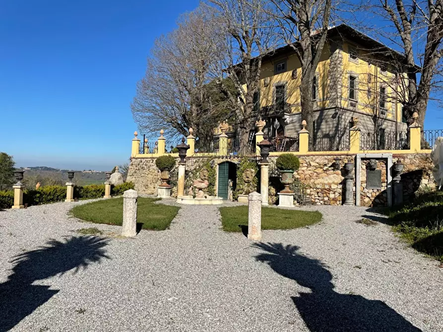 Immagine 65 di Villa in vendita  a Casciana Terme Lari