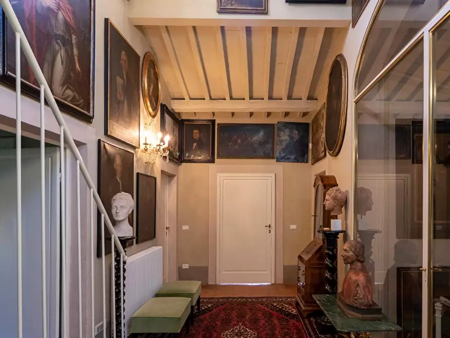 Immagine 41 di Villa in vendita  a Casciana Terme Lari