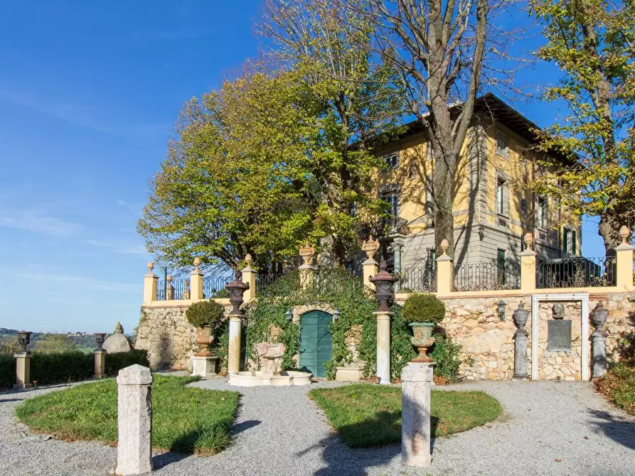 Immagine 37 di Villa in vendita  a Casciana Terme Lari