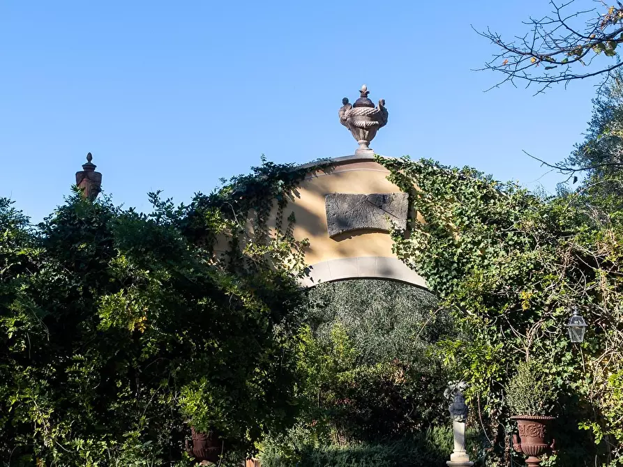 Immagine 25 di Villa in vendita  a Casciana Terme Lari