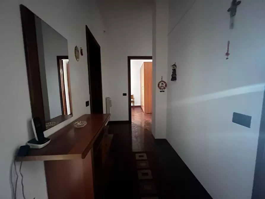 Immagine 18 di Appartamento in vendita  a Capannori