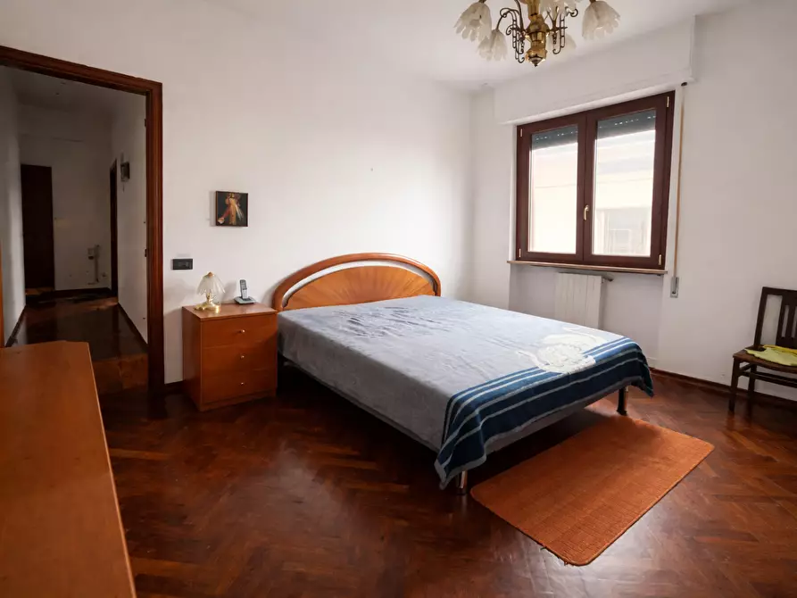 Immagine 14 di Appartamento in vendita  a Capannori