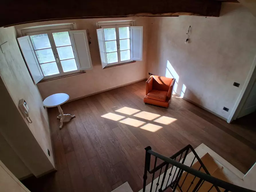 Immagine 18 di Rustico / casale in vendita  a Capannori