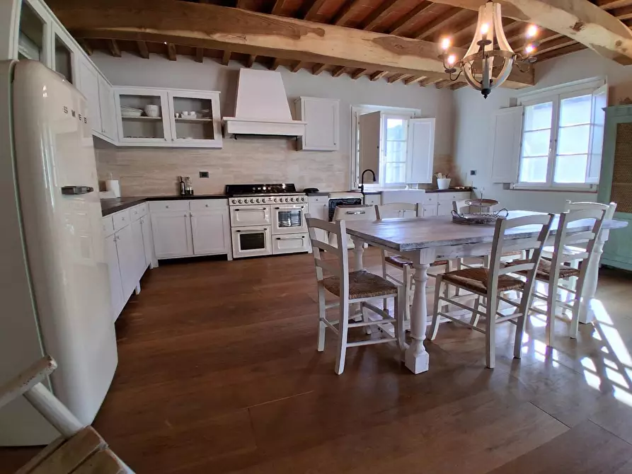 Immagine 14 di Rustico / casale in vendita  a Capannori