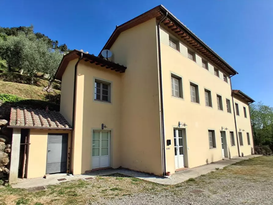 Immagine 1 di Rustico / casale in vendita  a Capannori