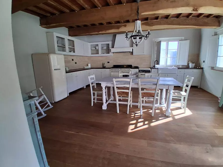 Immagine 15 di Rustico / casale in vendita  a Capannori