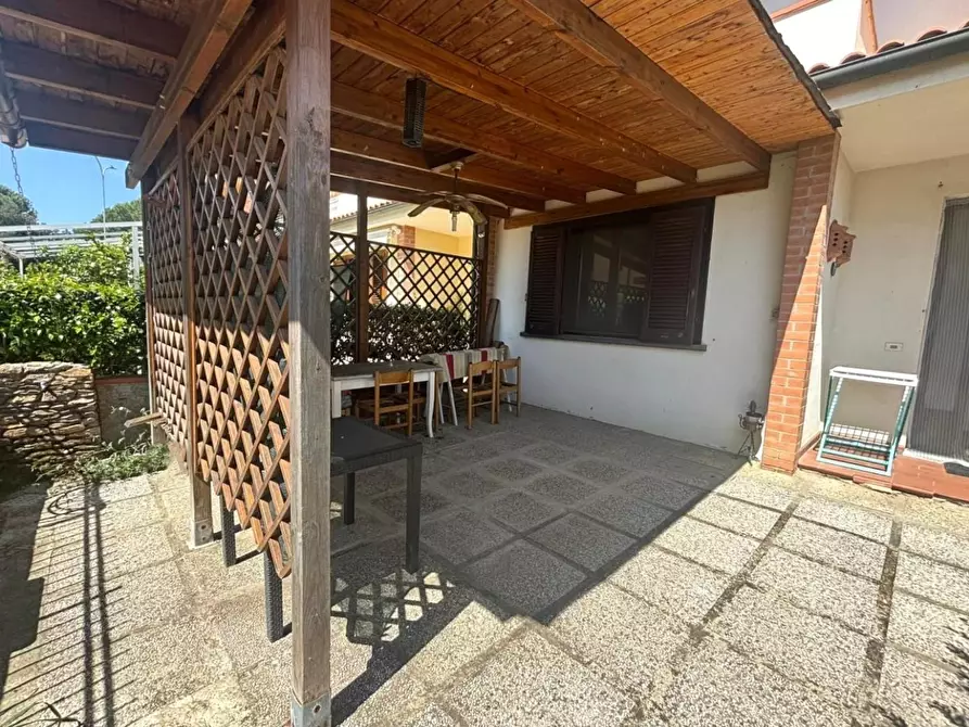 Immagine 34 di Villetta a schiera in vendita  a Terricciola