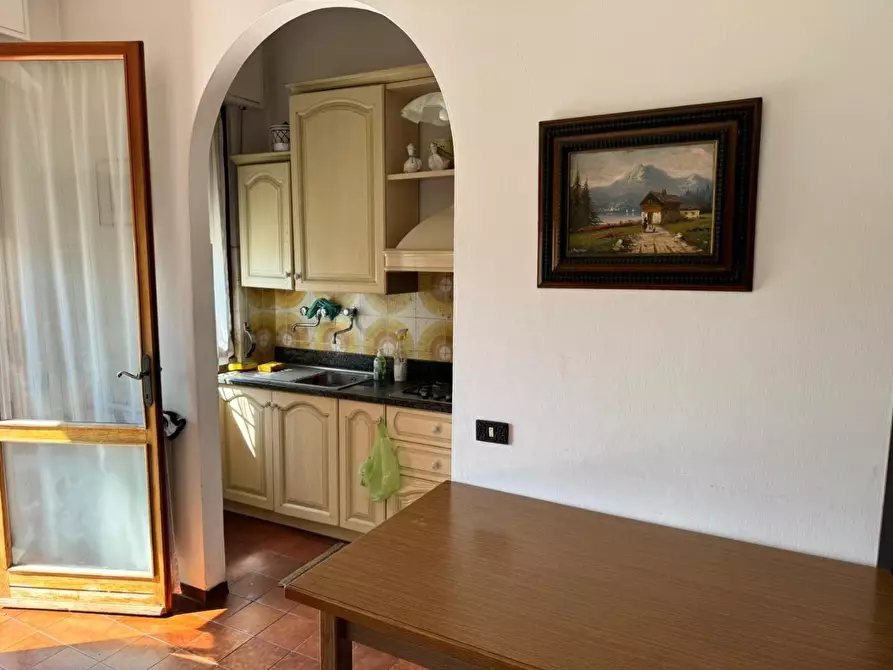 Immagine 8 di Villa in vendita  a Montignoso