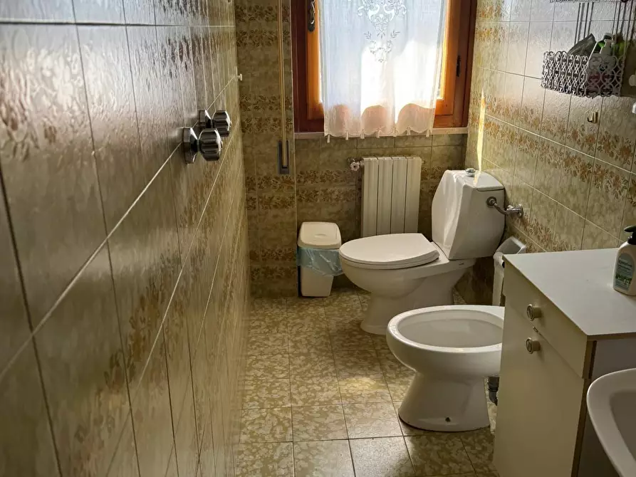 Immagine 13 di Villa in vendita  a Montignoso