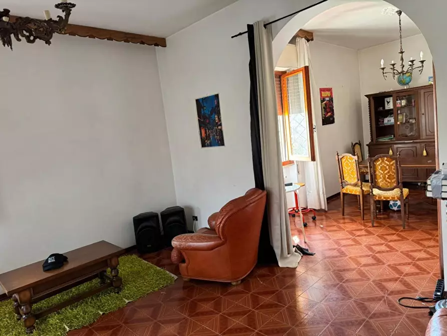 Immagine 7 di Villa in vendita  a Montignoso