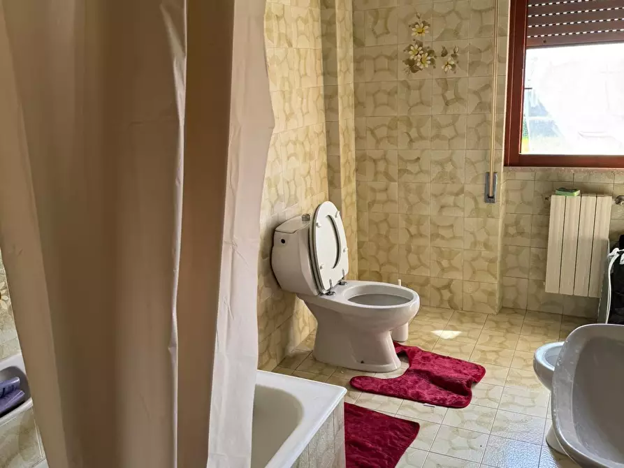 Immagine 10 di Villa in vendita  a Montignoso