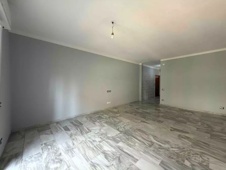 Immagine 3 di Appartamento in affitto  a Lucca