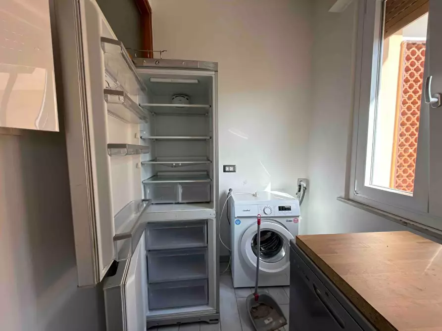 Immagine 9 di Appartamento in affitto  a Lucca