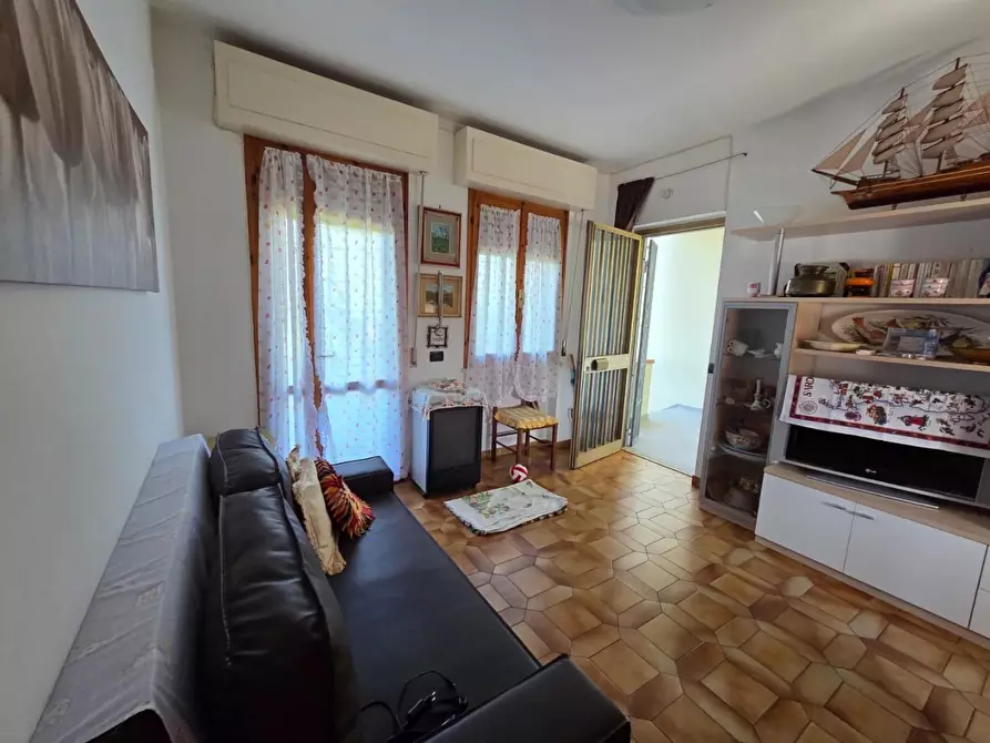 Immagine 9 di Appartamento in vendita  a Rosignano Marittimo