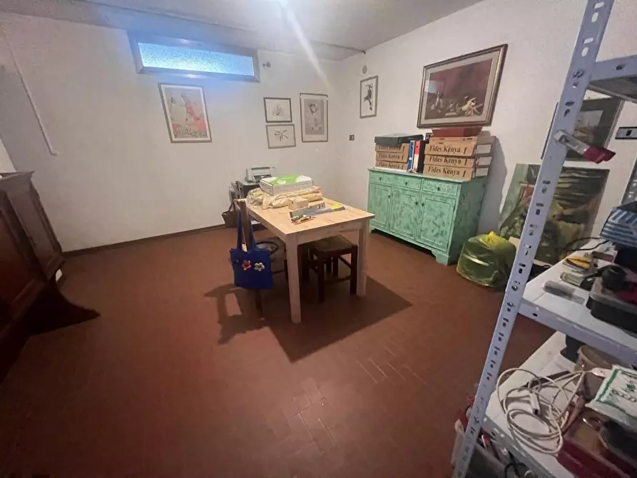 Immagine 19 di Villetta a schiera in vendita  a Camaiore