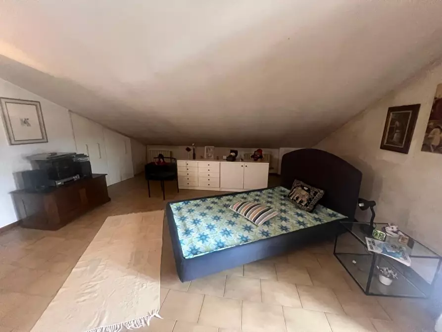 Immagine 9 di Villetta a schiera in vendita  a Camaiore