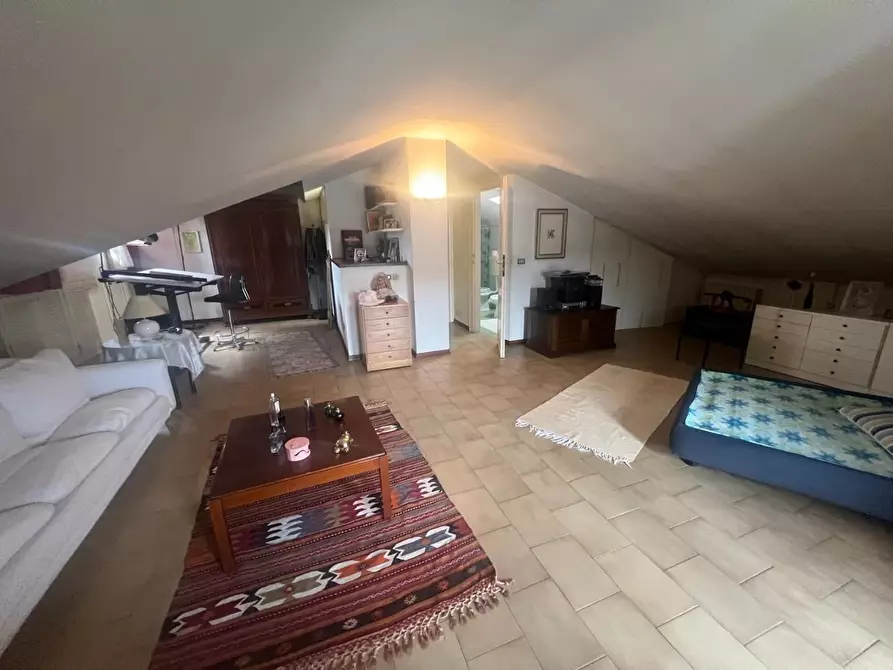 Immagine 7 di Villetta a schiera in vendita  a Camaiore