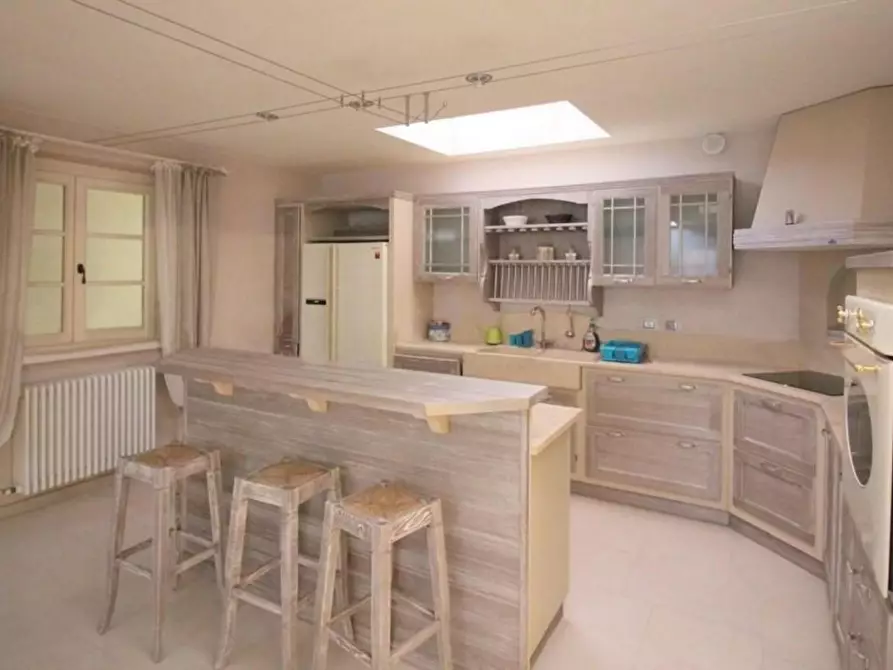 Immagine 13 di Villa in vendita  a Forte Dei Marmi