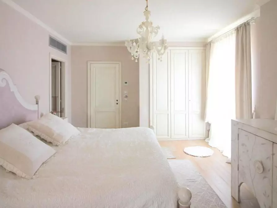 Immagine 49 di Villa in vendita  a Forte Dei Marmi