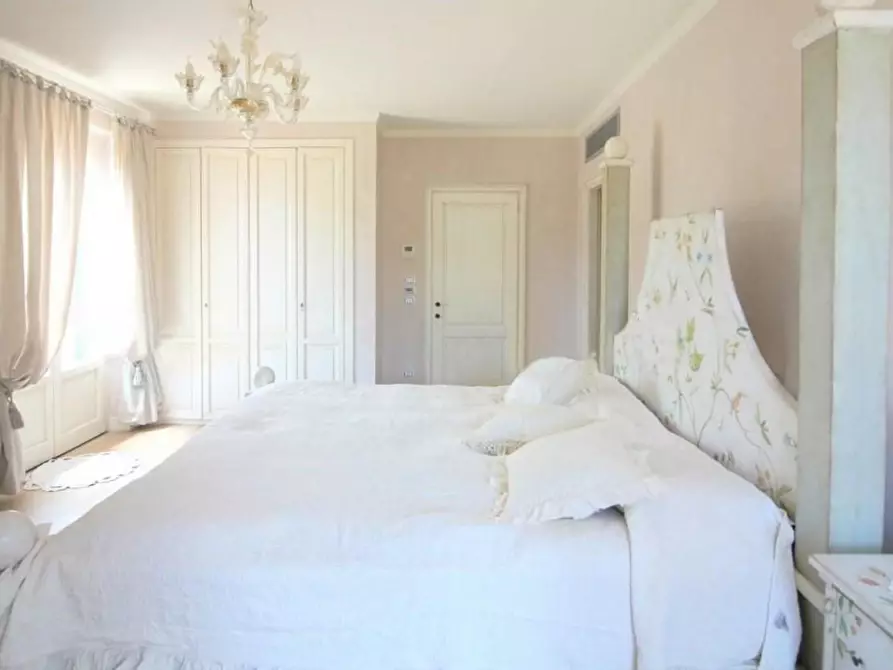 Immagine 44 di Villa in vendita  a Forte Dei Marmi
