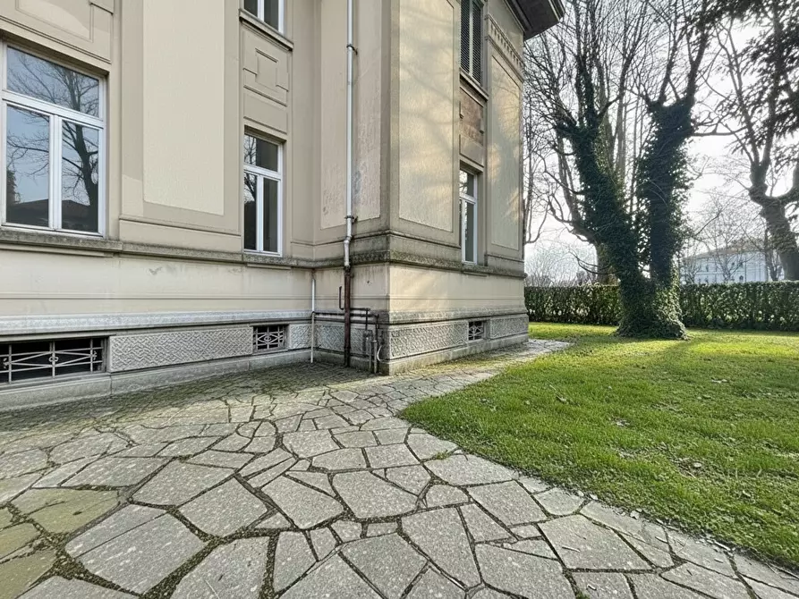 Immagine 6 di Villa in vendita  a Rovellasca