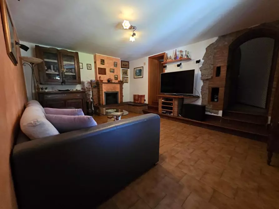 Immagine 9 di Casa indipendente in vendita  a Riparbella