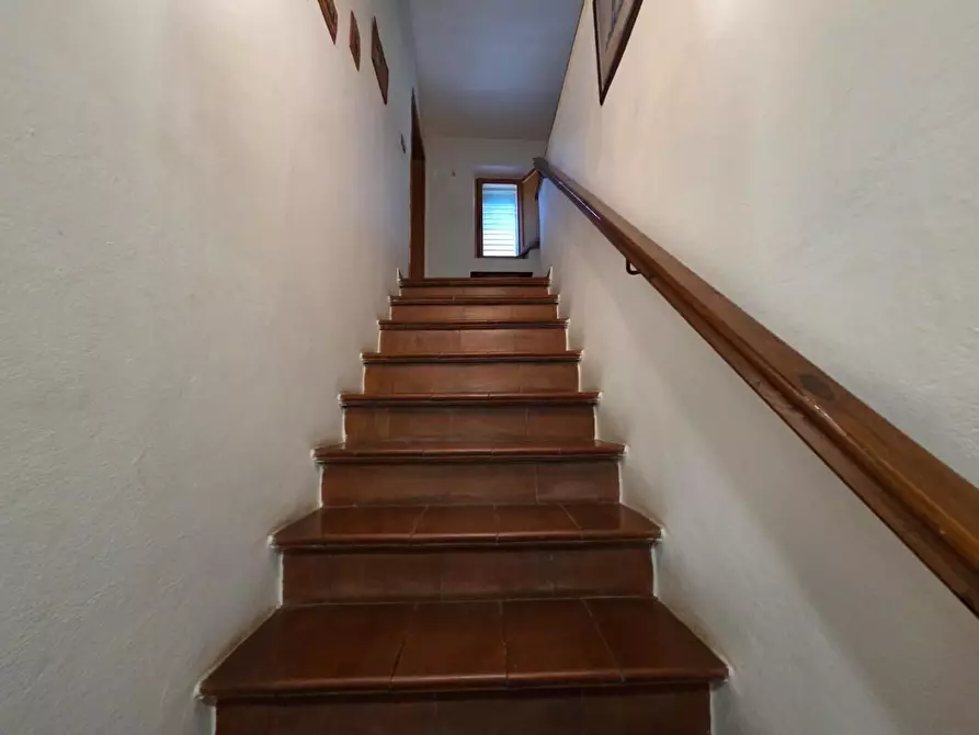 Immagine 10 di Casa indipendente in vendita  a Riparbella