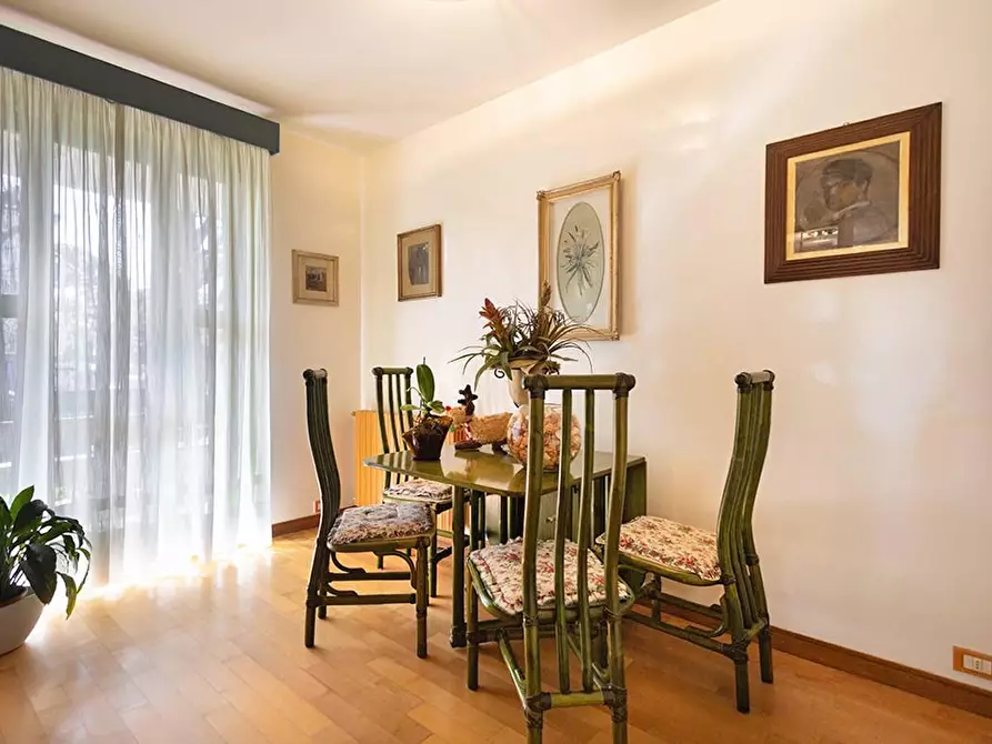 Immagine 12 di Casa indipendente in vendita  a Camaiore