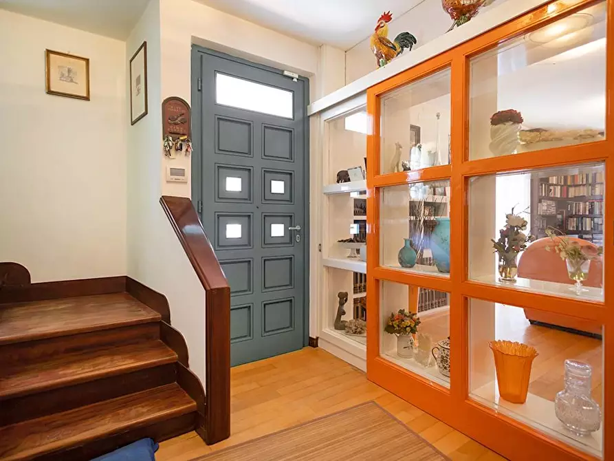 Immagine 8 di Casa indipendente in vendita  a Camaiore