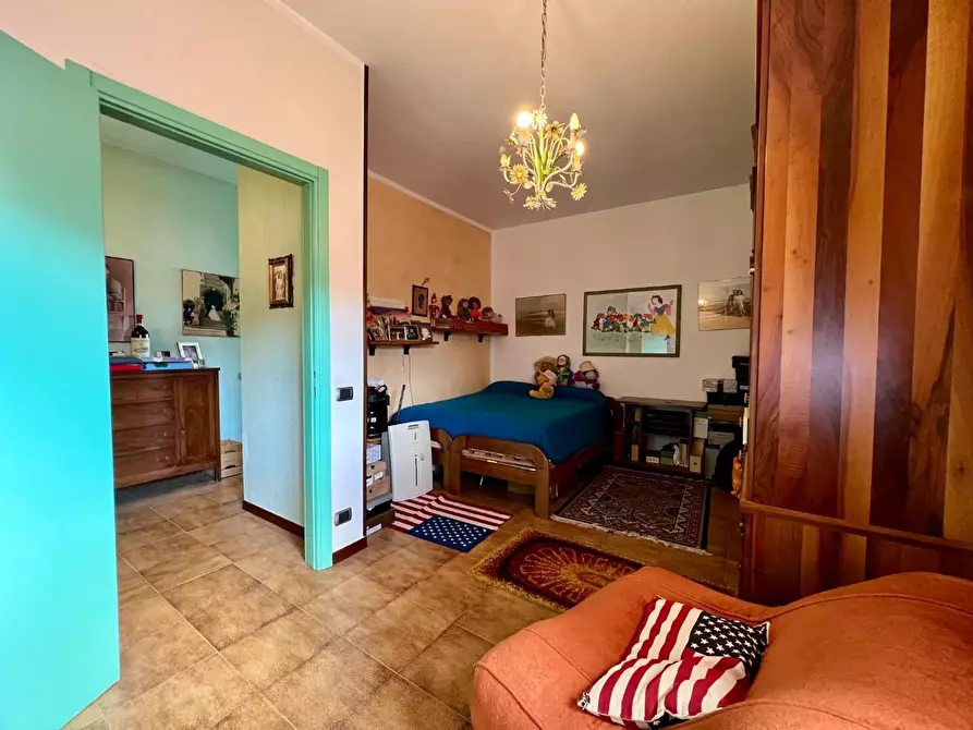 Immagine 29 di Villa in vendita  a Massa