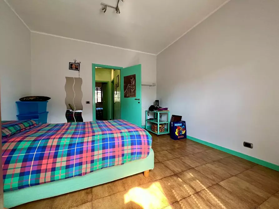 Immagine 22 di Villa in vendita  a Massa