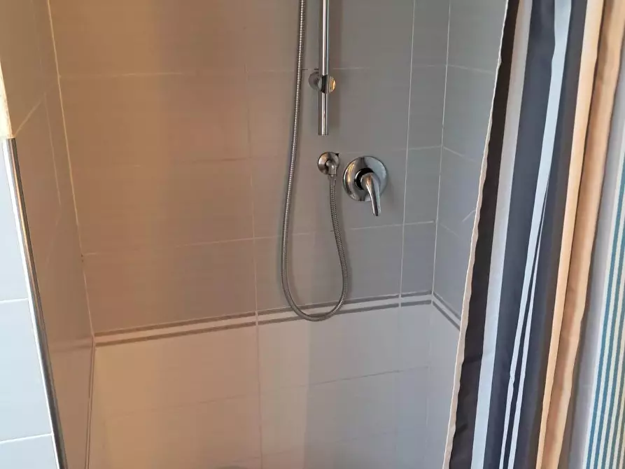 Immagine 28 di Appartamento in affitto  a Casole D'elsa
