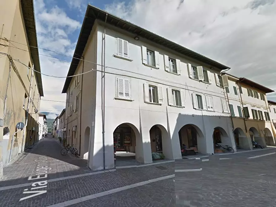 Immagine 1 di Appartamento in vendita  a Cascina