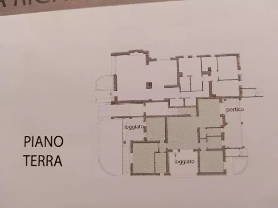 Immagine 9 di Casa quadrifamiliare in vendita  a Empoli