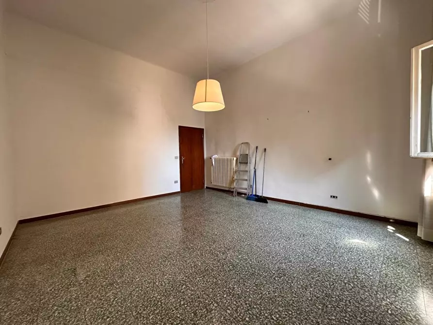 Immagine 18 di Appartamento in vendita  a Cascina