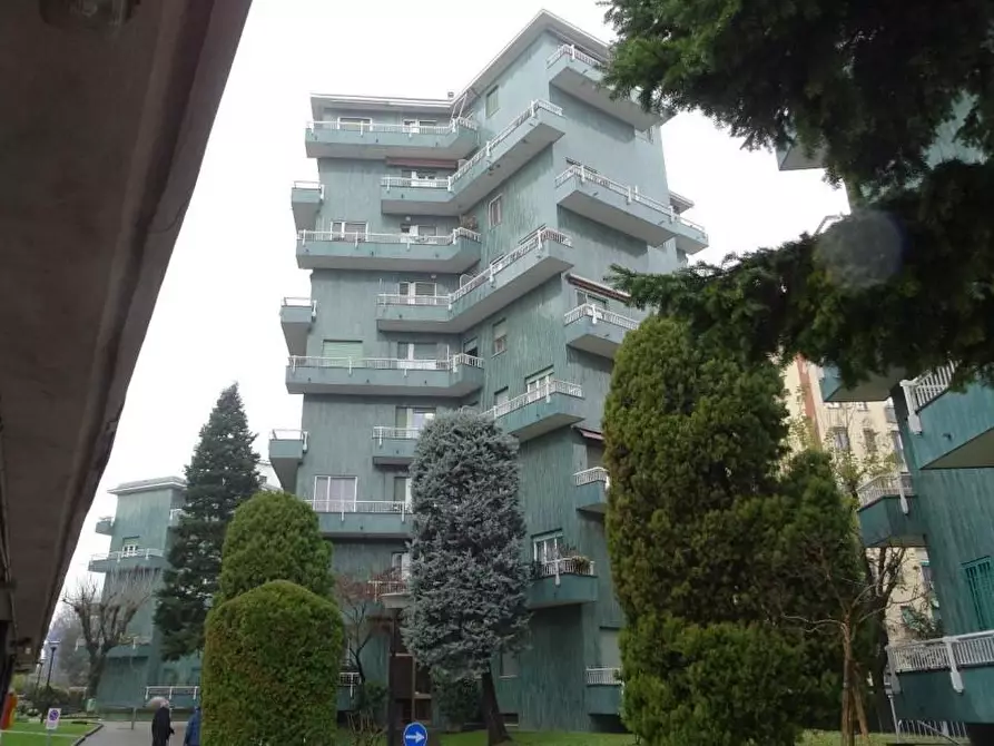 Immagine 1 di Appartamento in vendita  a Milano