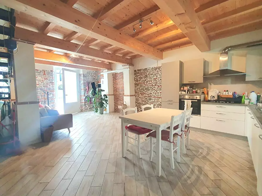 Immagine 9 di Terratetto in vendita  a Capannori