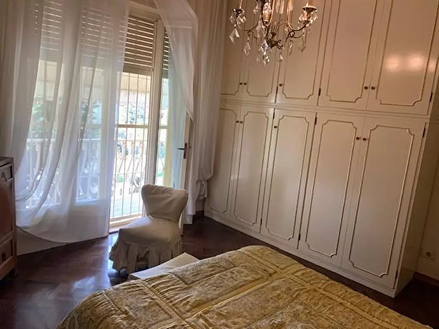 Immagine 21 di Casa bifamiliare in vendita  a Montecatini Terme