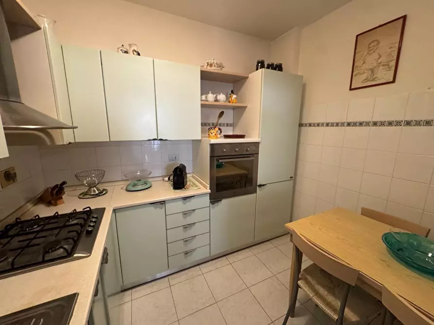 Immagine 18 di Appartamento in vendita  a Livorno