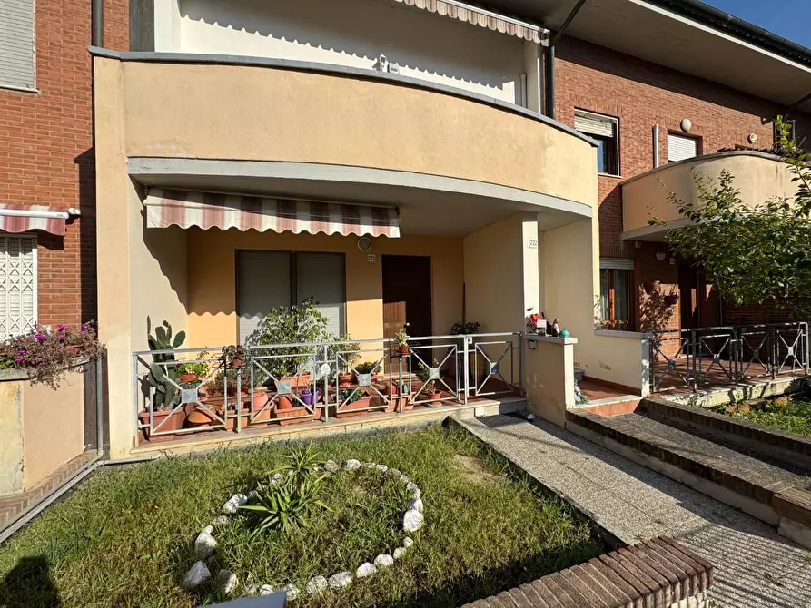 Immagine 1 di Appartamento in vendita  a Livorno